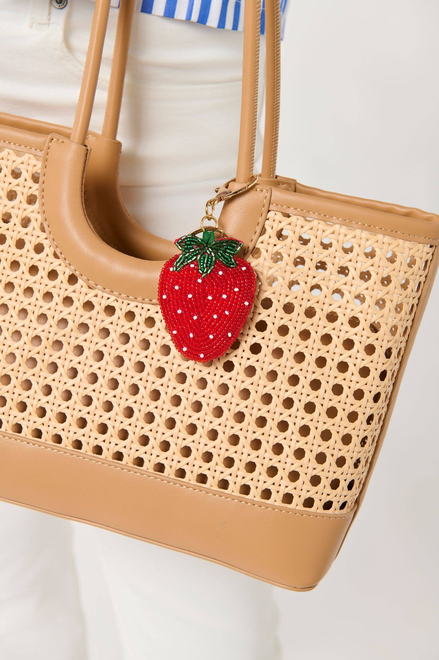 STRAWBERRY BEADED BAG CHARM/KEY