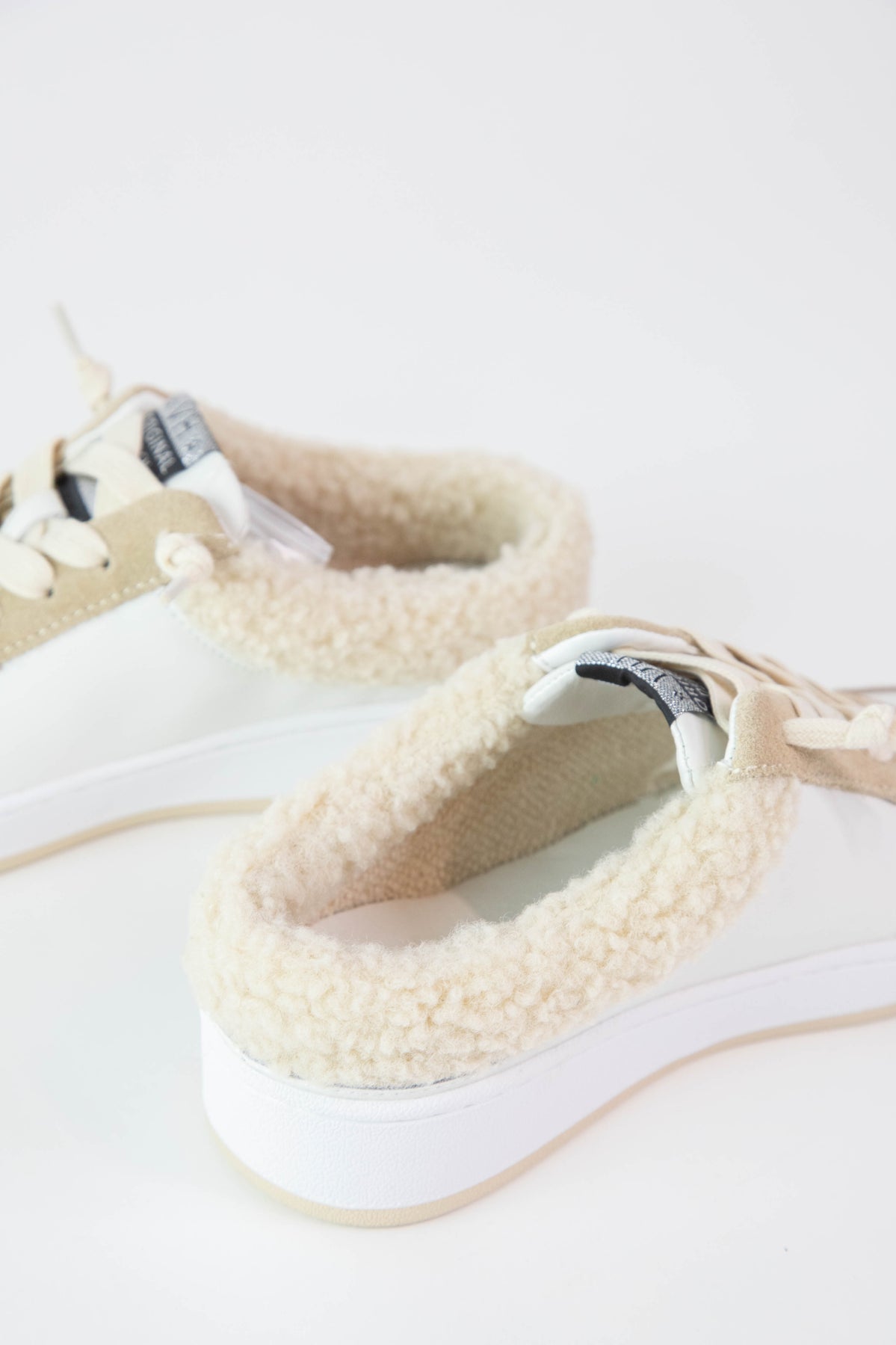 RHINESTONE BALLER STAR FUR SLIDE ON SNEAKER