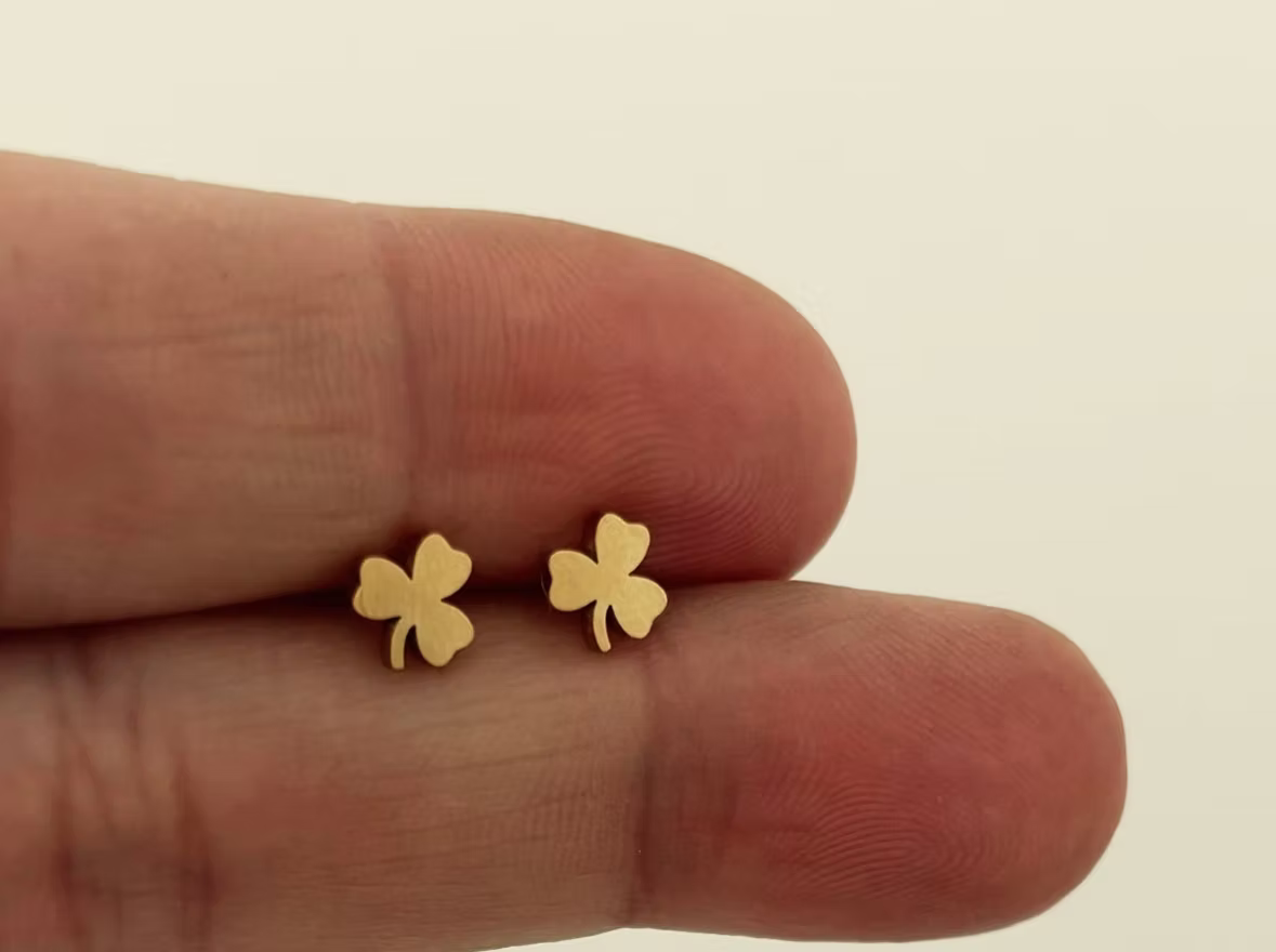 Shamrock Stud