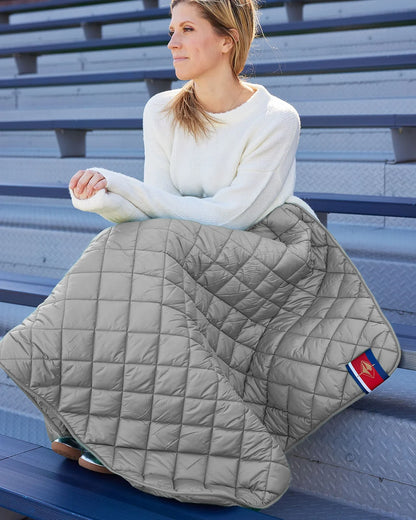 Waterproof Puffer Blanket with Pockets