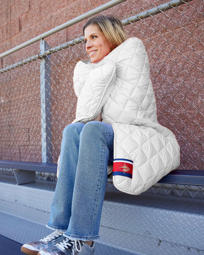 Waterproof Puffer Blanket with Pockets
