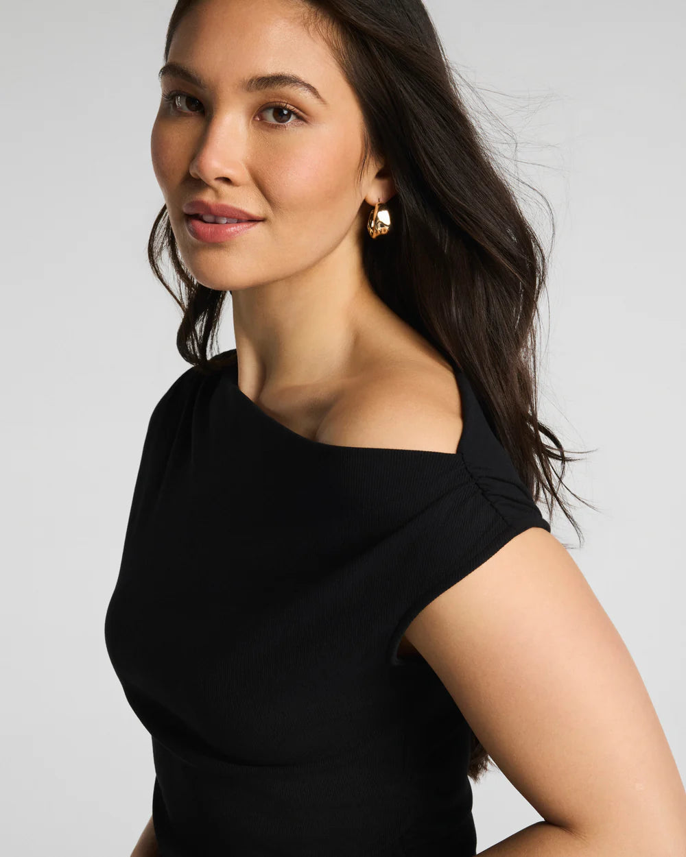 Ribbed Knit Off-The-Shoulder Top