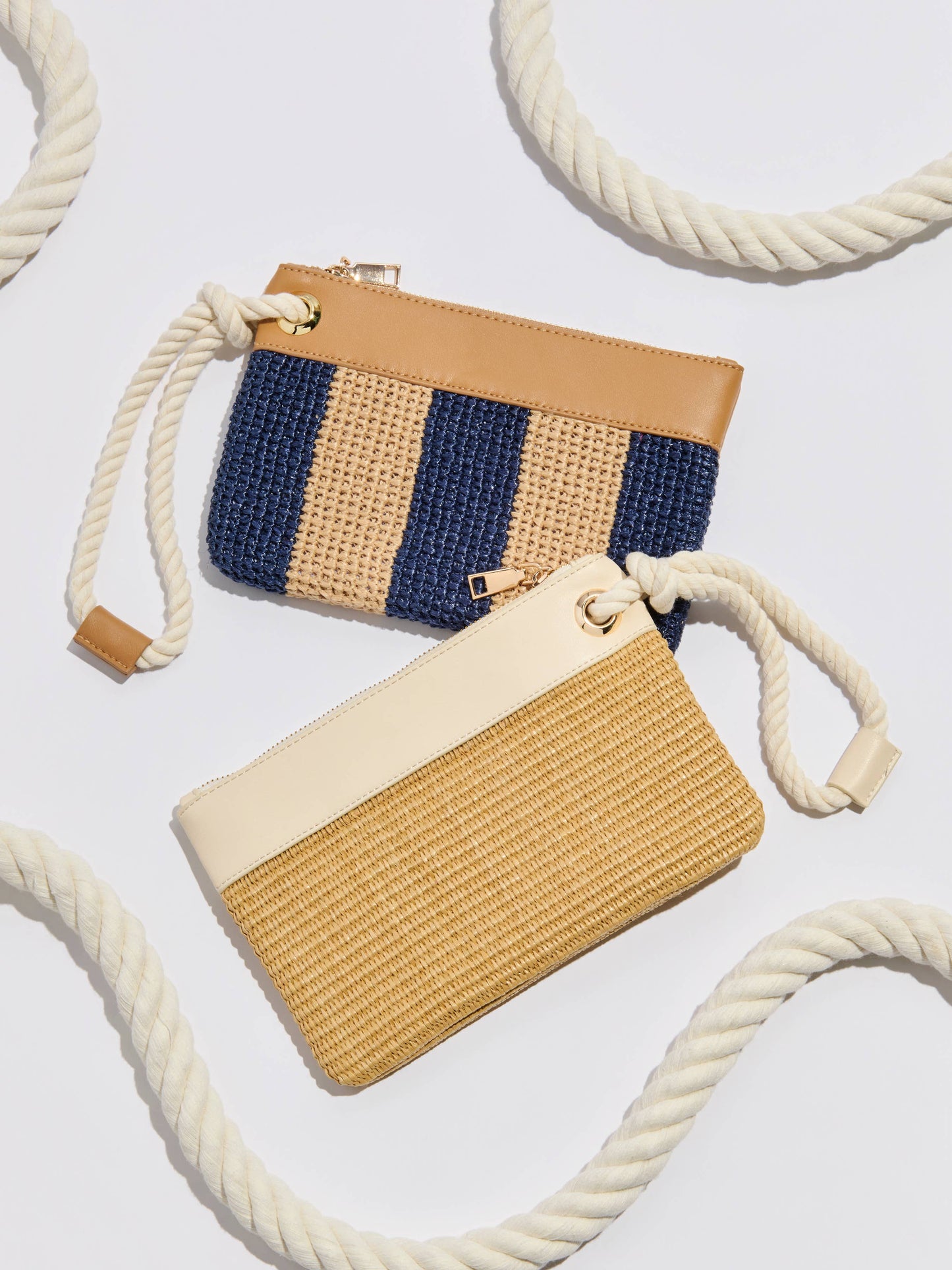 RINA WRISTLET: NAVY