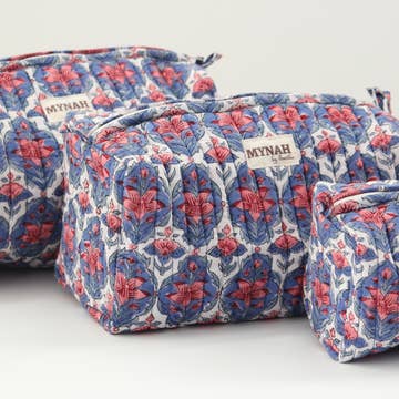 Nantucket Floral Large Travel/Make Up/Organizer/Bag