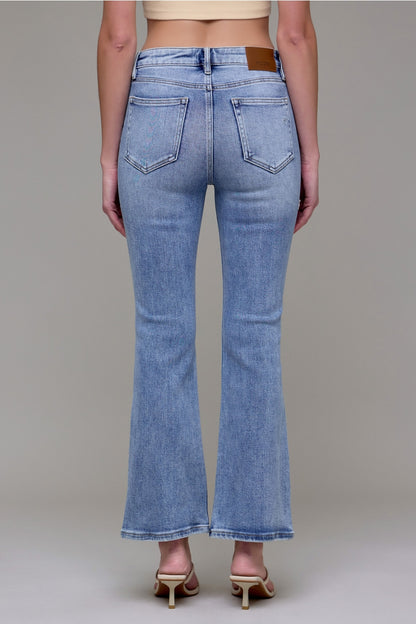 Ryan Medium Light Clean Stretch Jean