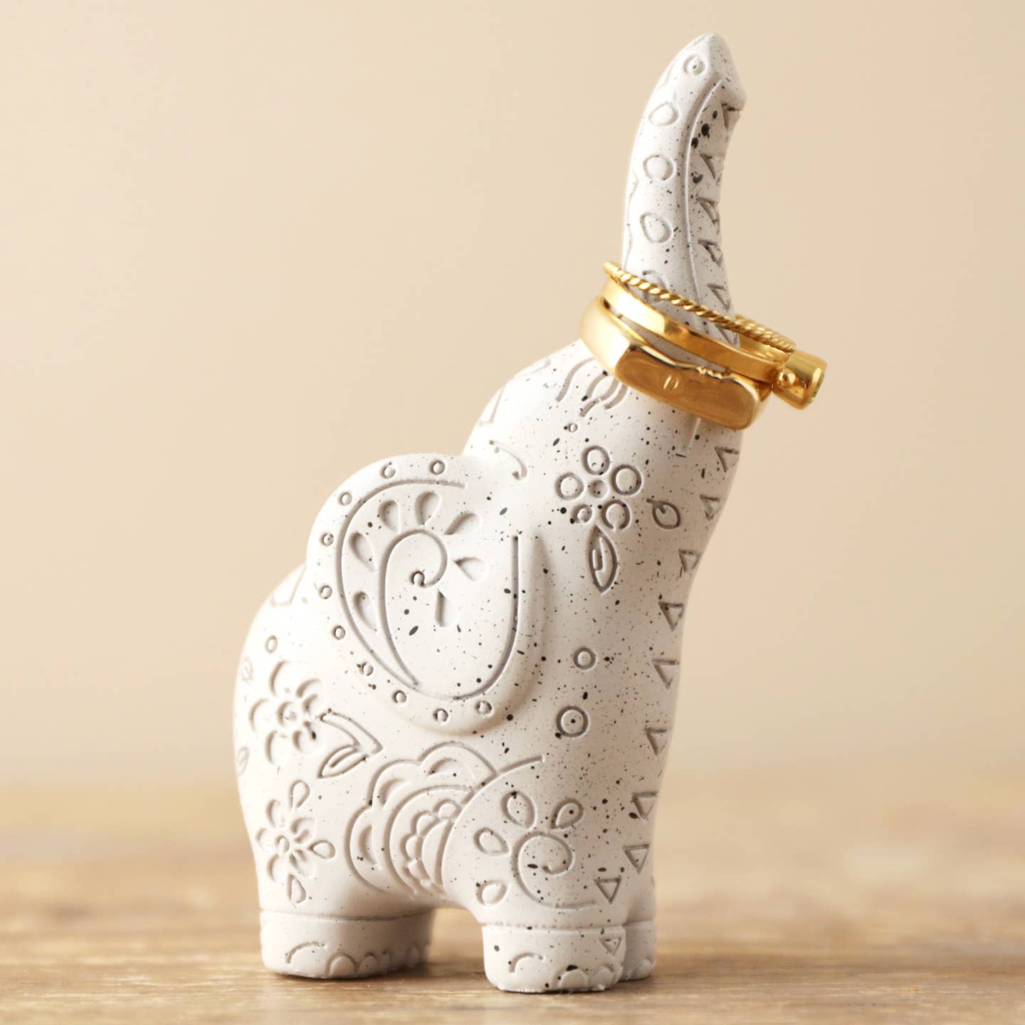 Ceramic Elephant Ring Holder