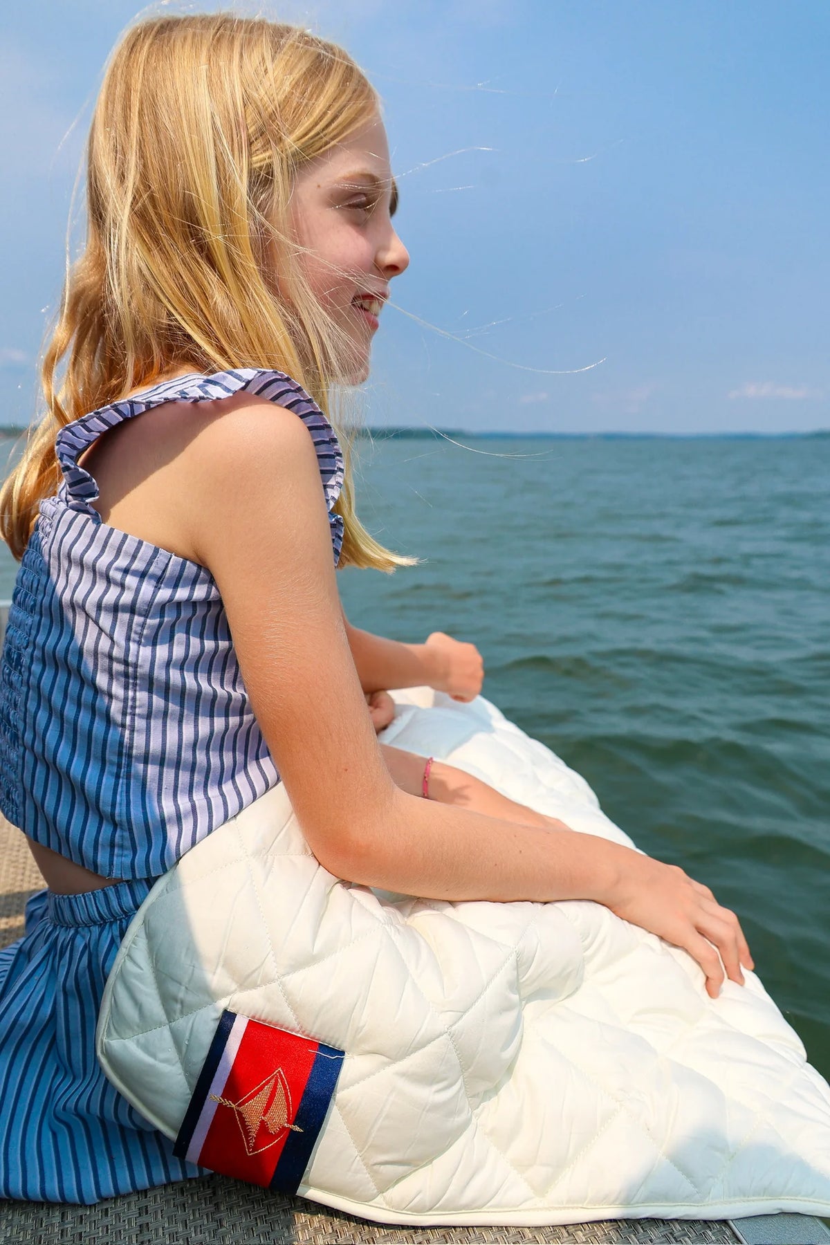 Waterproof Puffer Blanket with Pockets