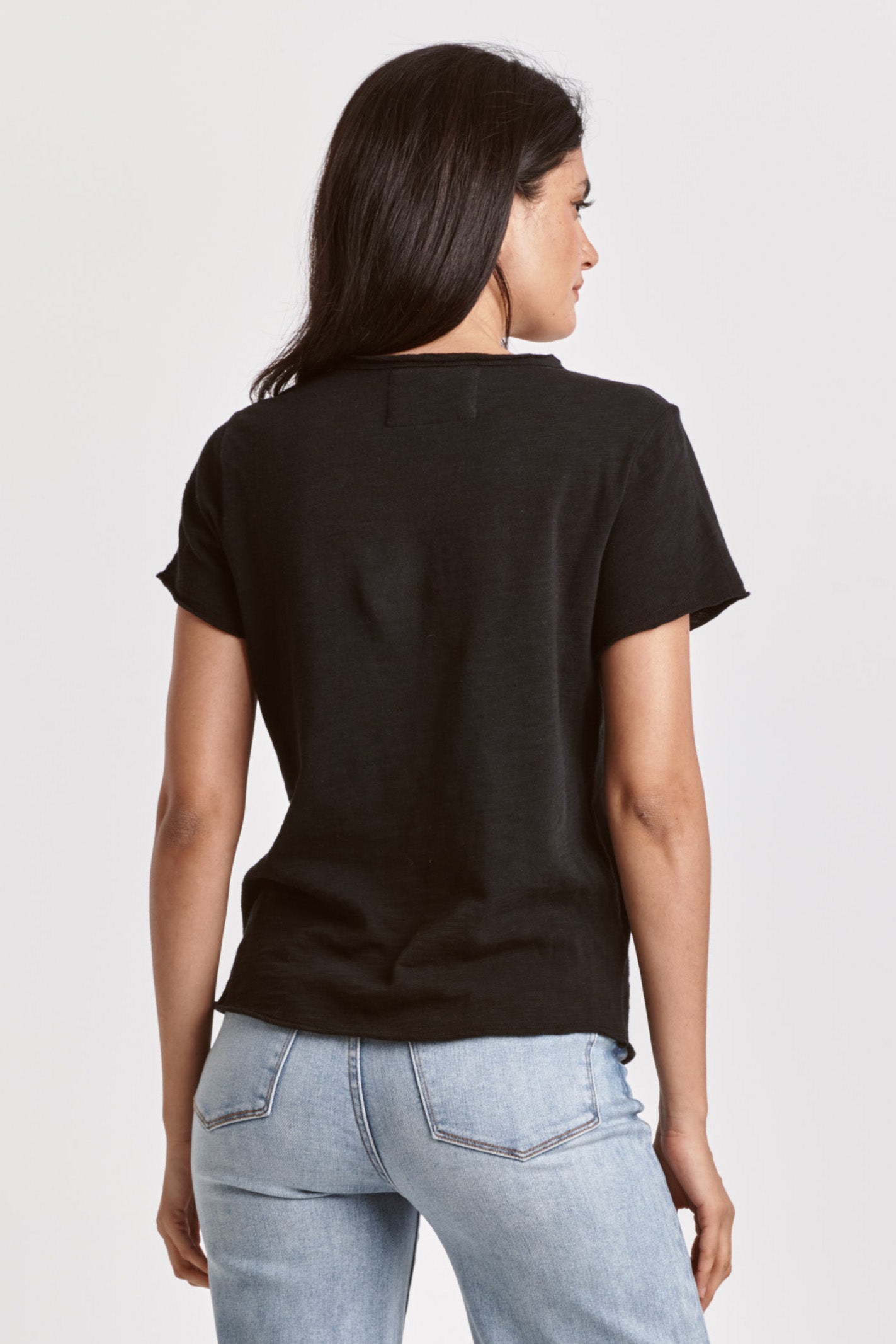 Vanya Short Sleeve Slub Black Tee