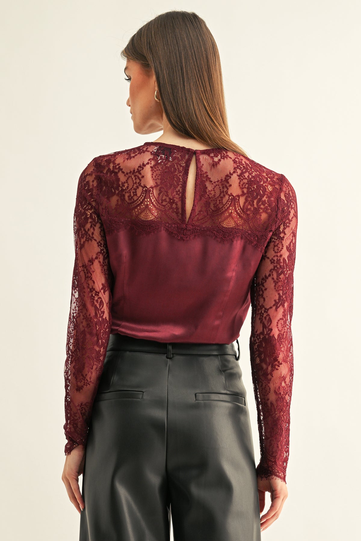 KATALEYA LACE CONTRAST LONG SLEEVE TOP
