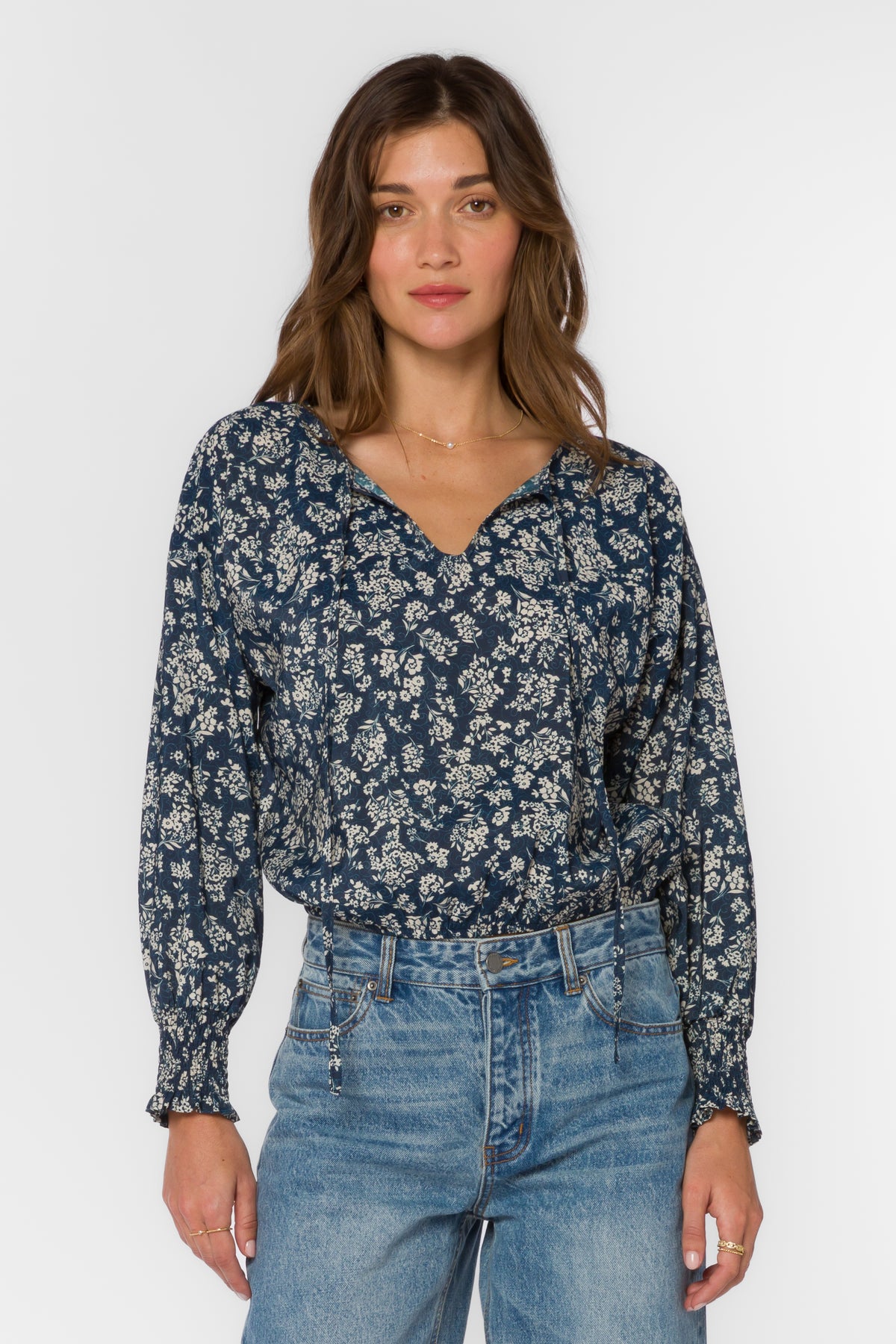 NAVY FLORAL