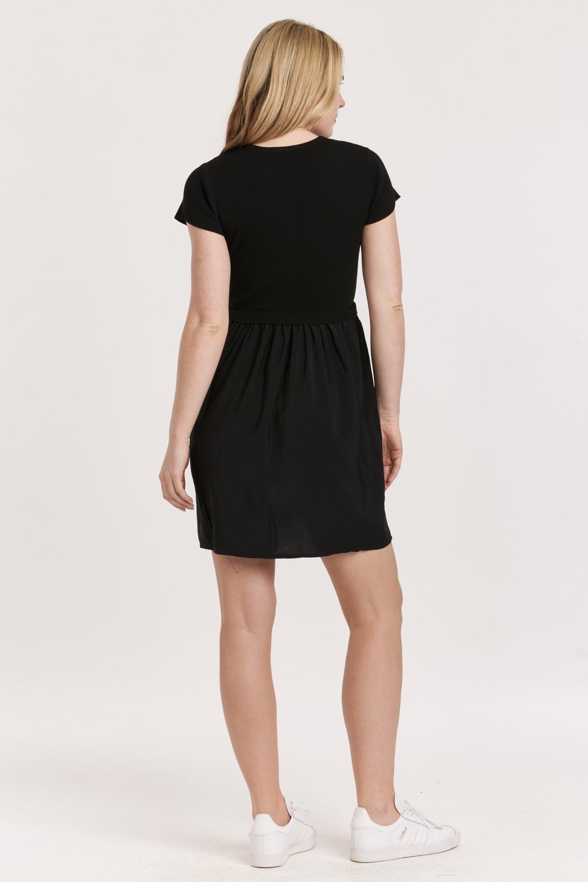 AVALON MOCK NECK SHORT SLEEVE DRESS BLACK