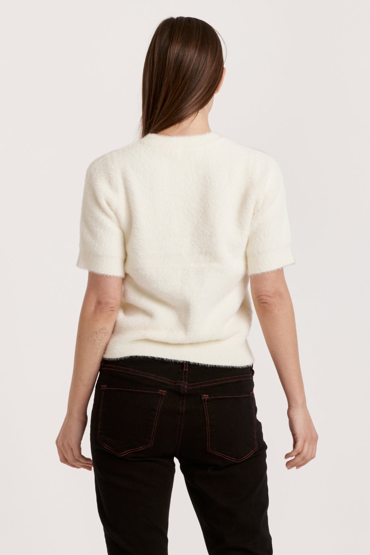 VINTAGE CREAM SHORT SLEEVE CREW NECK SWEATER