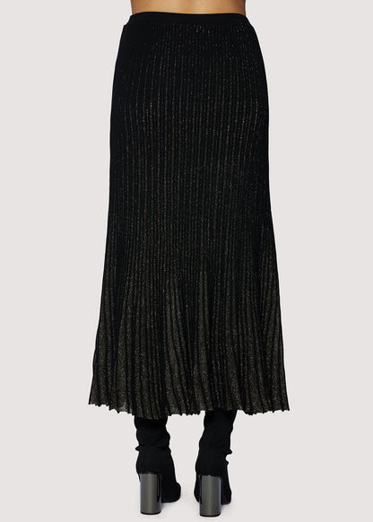 Black Treasures of Light Skirt