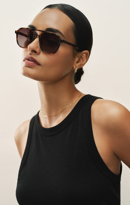 Tourist Sunglasses - Brown Tortoise Gradient Polarized