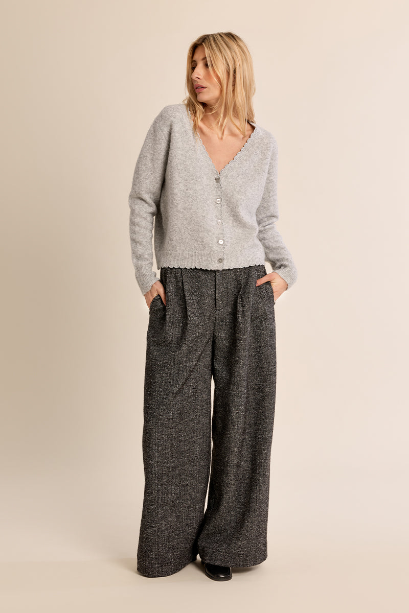 LADIES KNITTED CARDIGAN