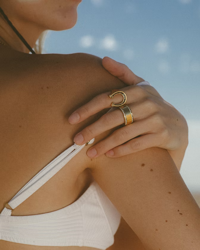 The Lucky Ring 7