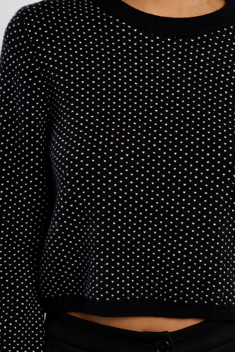 YOUNG LADIES KNITTED SWEATER