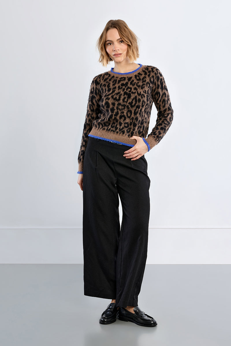 YOUNG LADIES KNITTED SWEATER