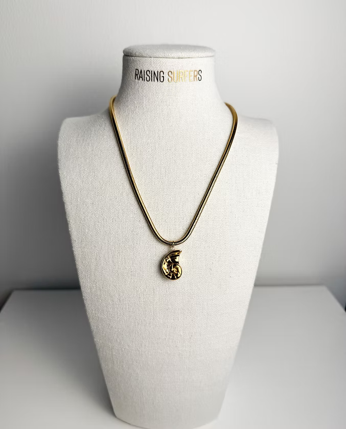 Shelly Necklace