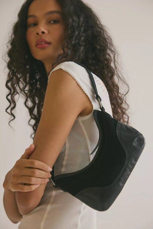 Black Sindy Leather Shoulder Bag
