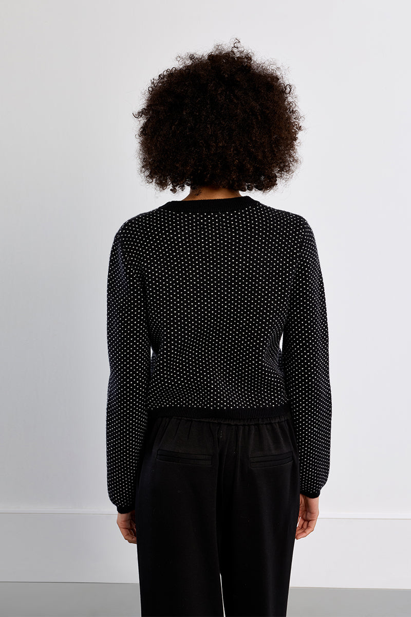 YOUNG LADIES KNITTED SWEATER
